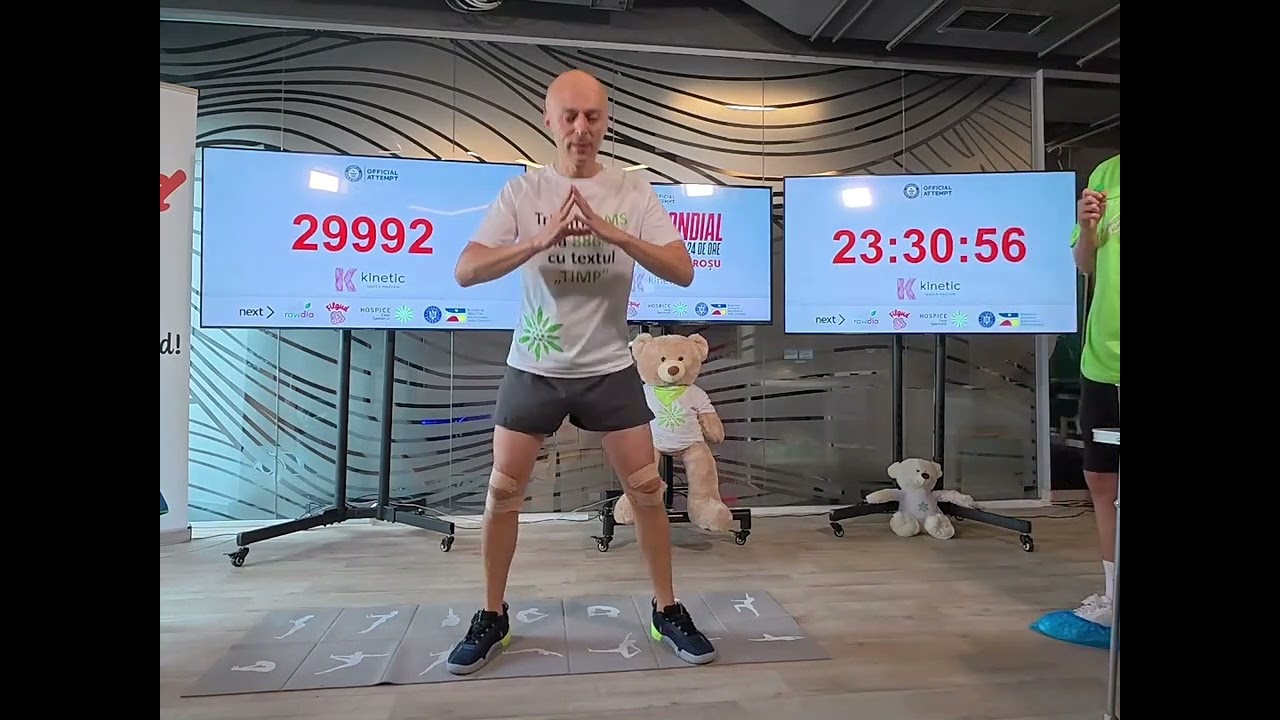 30.000 air squats in 24 hours (the first and the last minute)