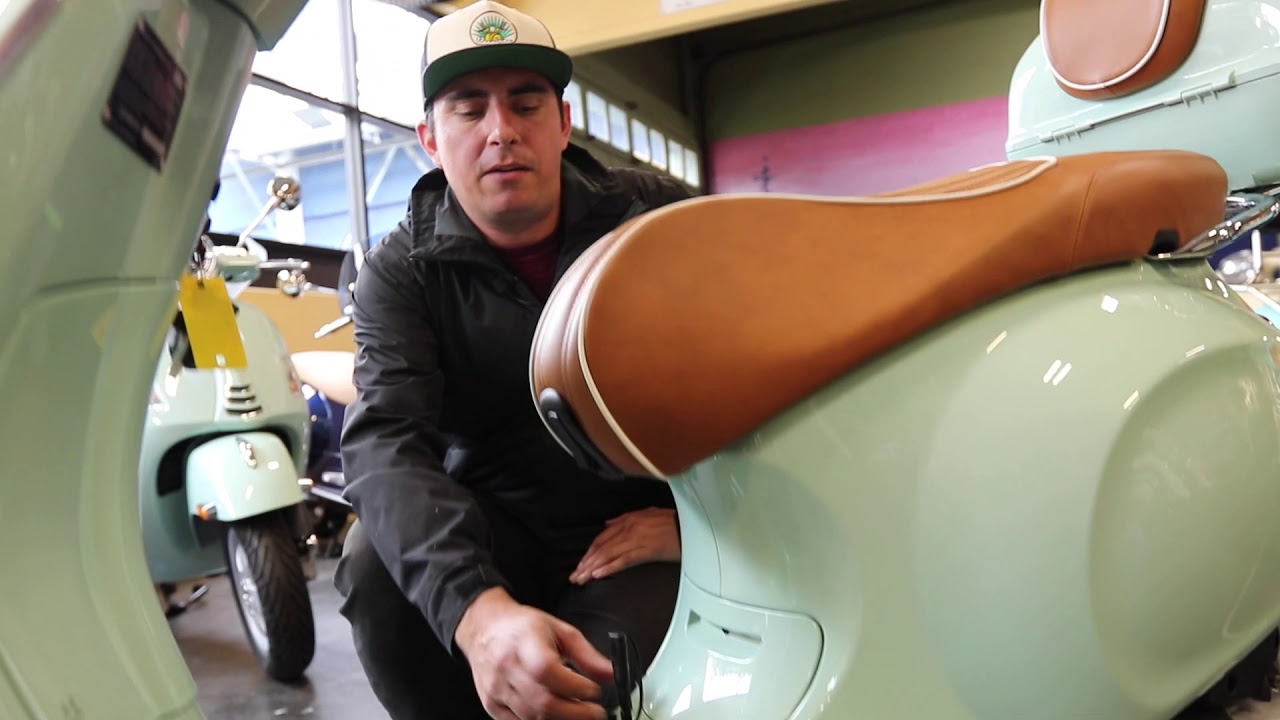 Scooter Bob's Vespa Primavera with luxury saddle