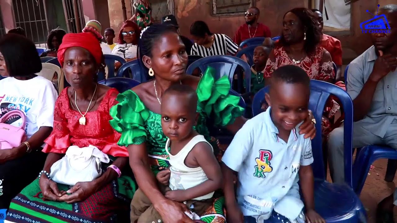 BEAT BOX LIVE IN IDUMUESAH AS GRAND CHILDREN REMEMBER LATE PA OKWUONKENYE