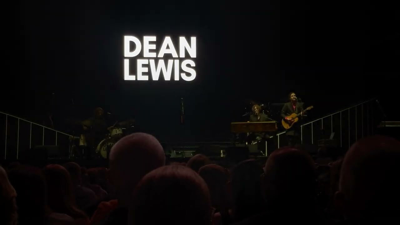 Dean Lewis - Hurtless (Connexin Live Arena, Hull on 10/03/24)
