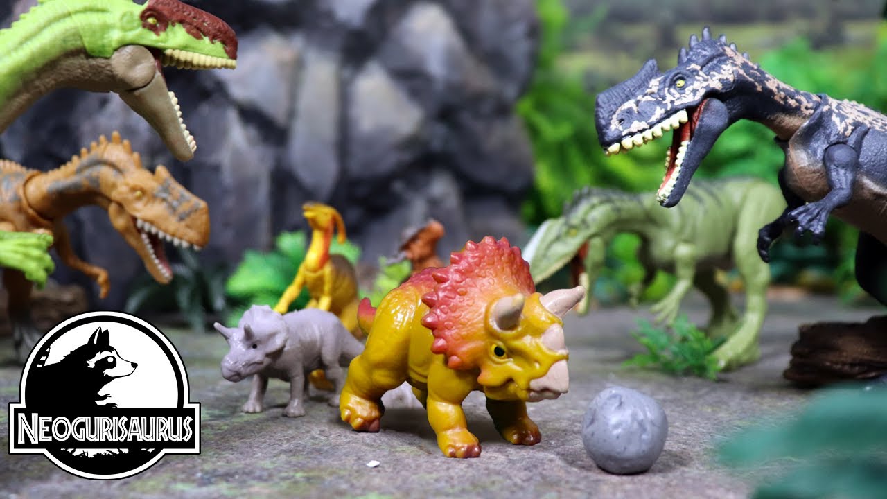 Baby Triceratops Saves Herbivores From Herds of Monoloposaurus!