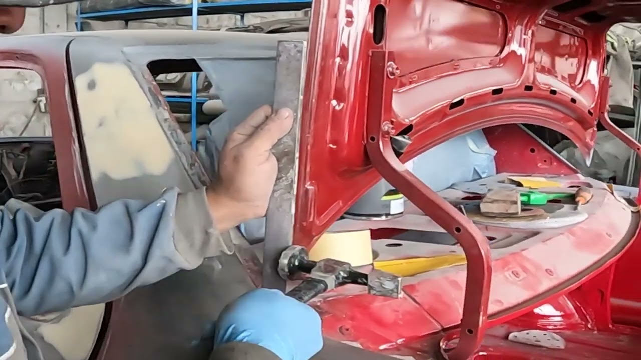 Como restaurar un autom&oacute;vil cl&aacute;sico Chevrolet Swift paso a paso