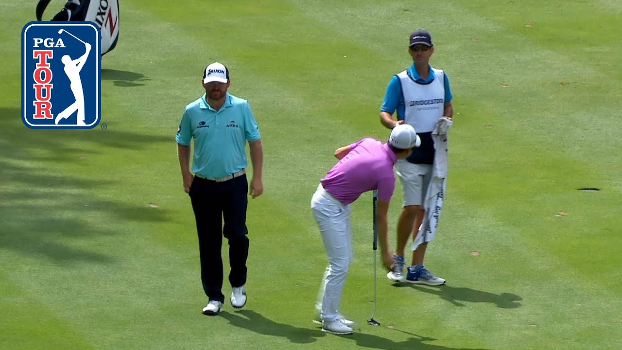 J.B. Holmes pulls the string back to card eagle on No. 18 at Bridgestone