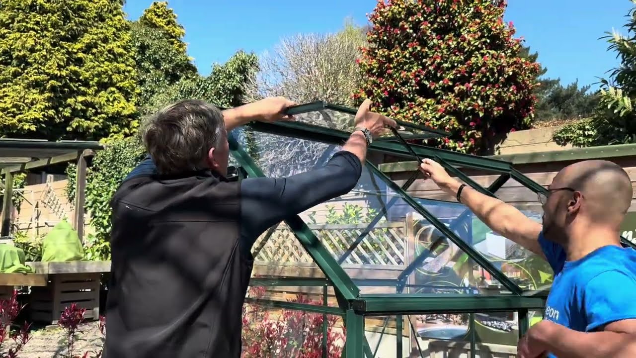 Product Demo: Classic 6 x 6 ft Green Greenhouse Package (788686)