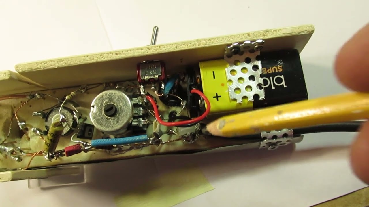 Dipmeter & test oscillator 20 MC-110 MC part 2 def. schematic & demo & test via a spectrum analyzer