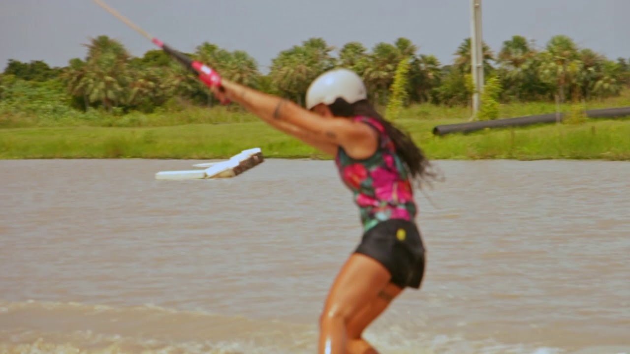 Material para Ale Armadans en conjunto con Cobra Wake Park, Shot&Go