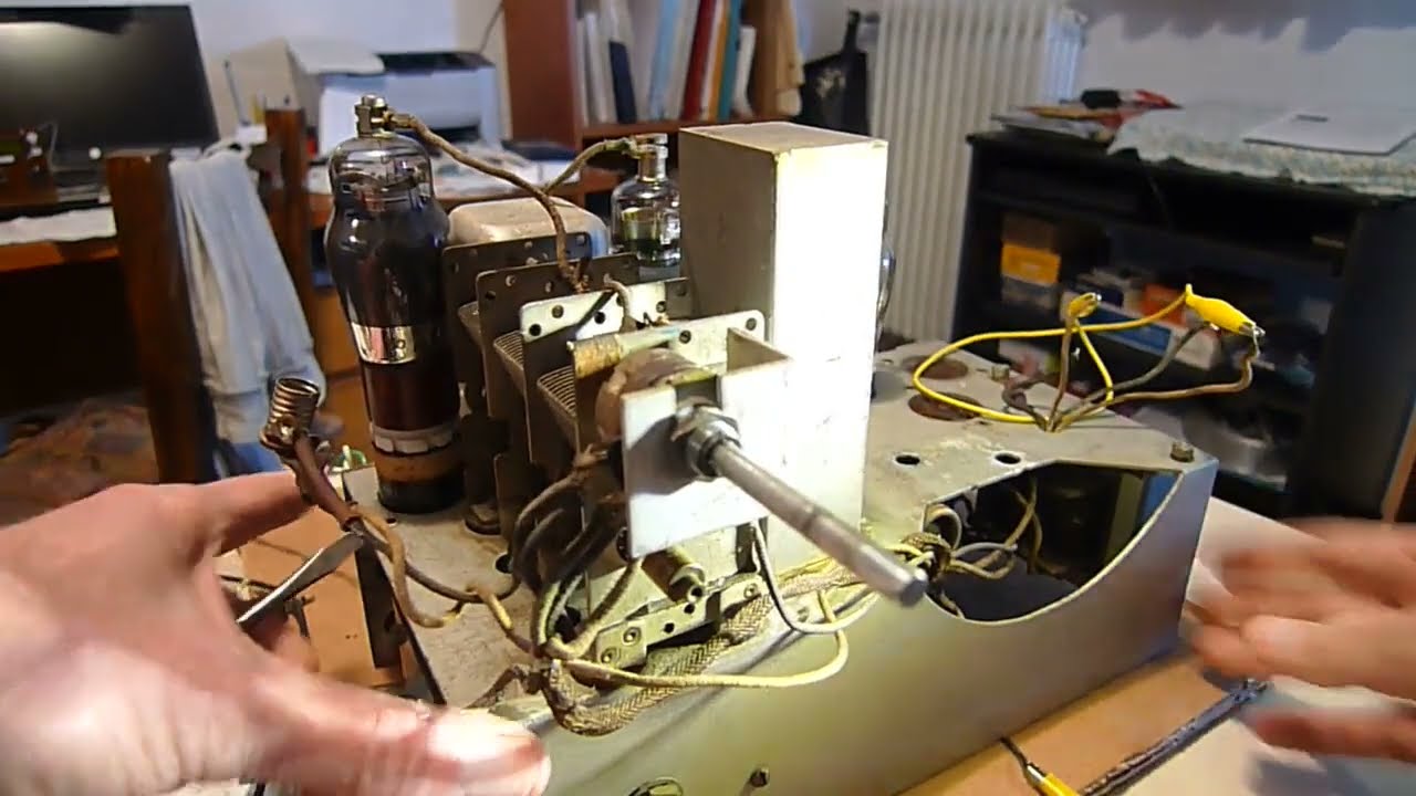 Resurrezione radio a valvole bruciata LMT 540 del 1935   parte prima