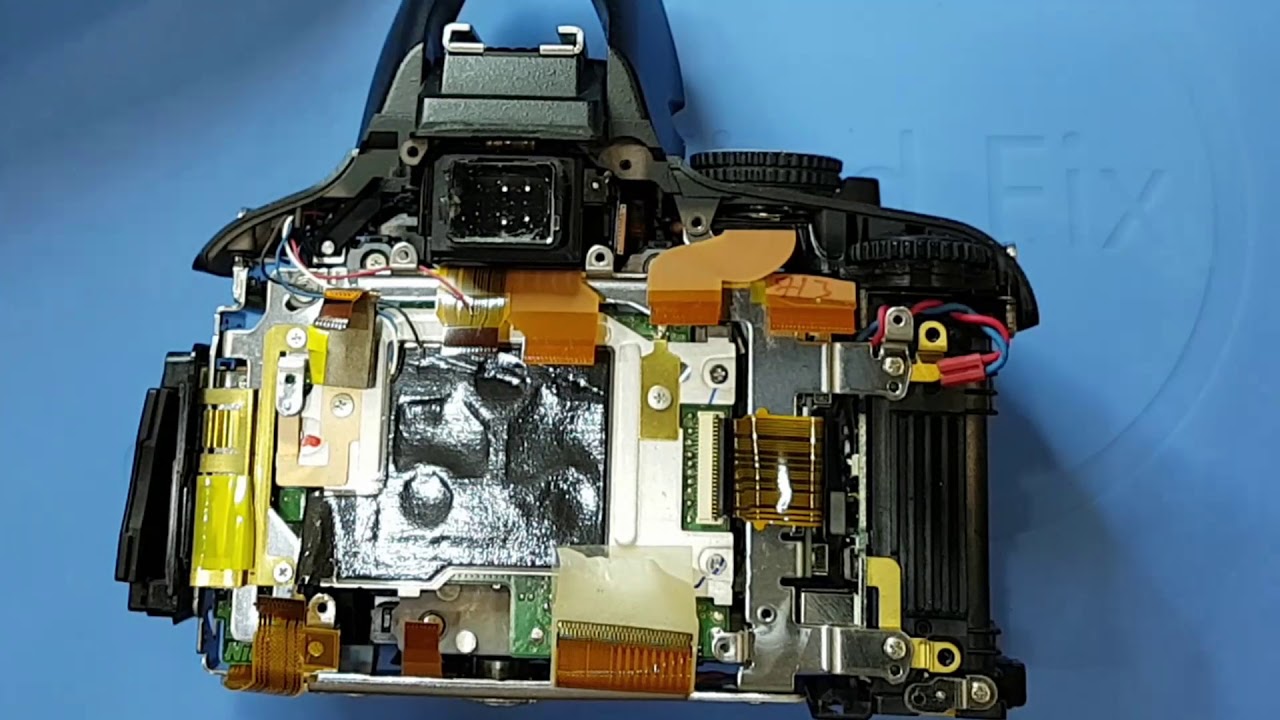 Как не надо разбирать фотоаппарат Nikon d5100
