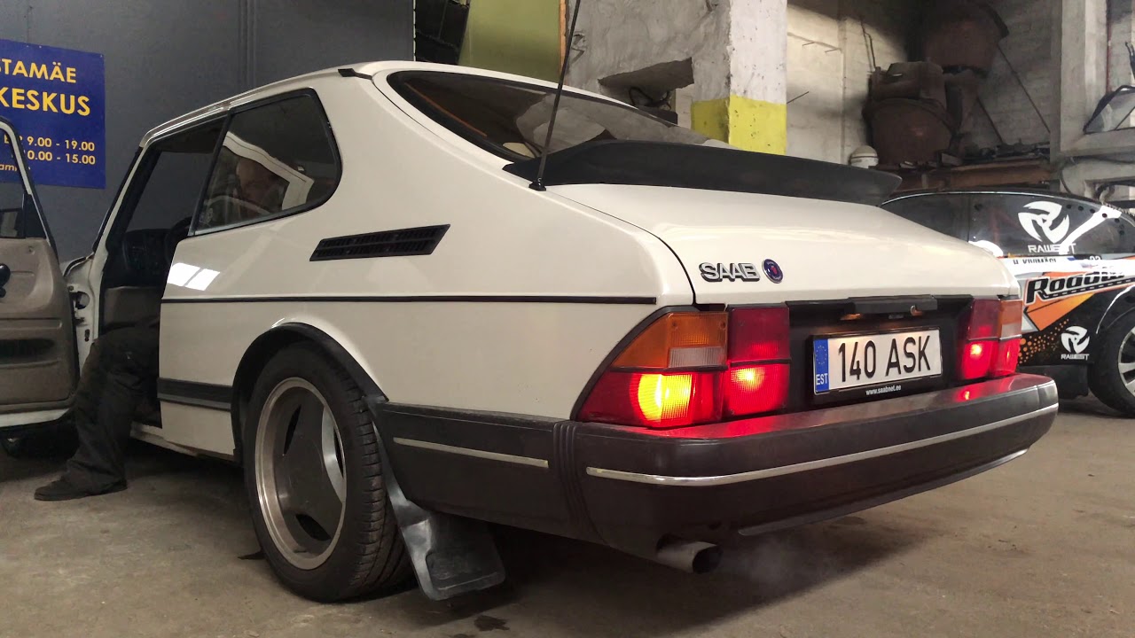 Saab 900 Classic - exhaust sound.