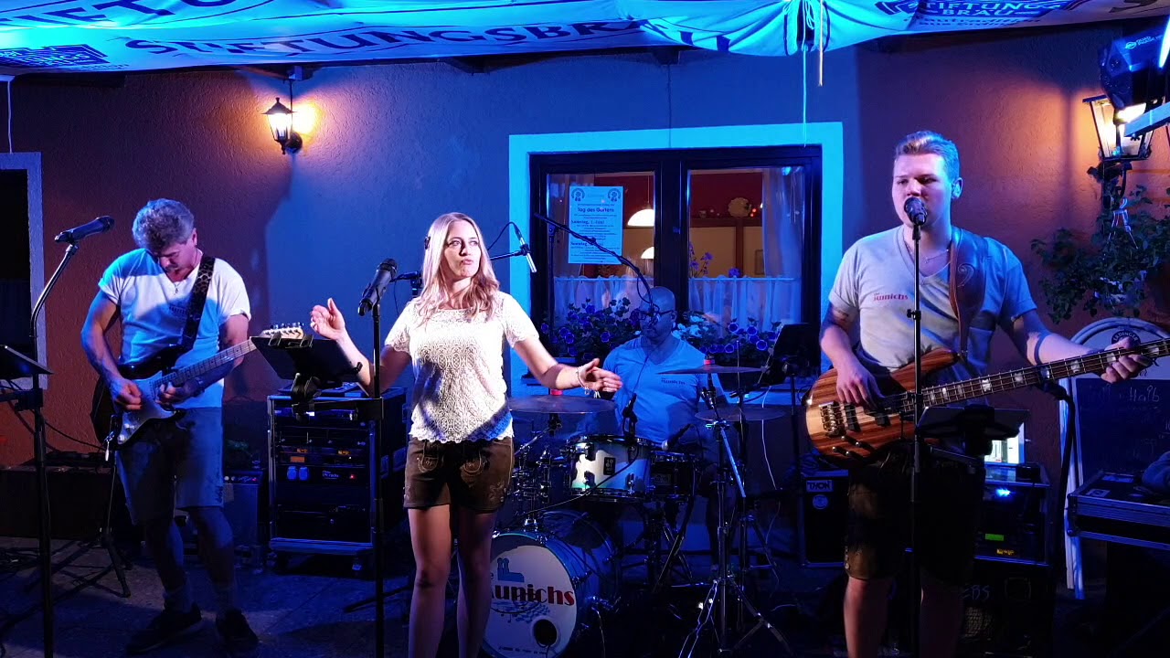 The Munichs live in Erding - Rock