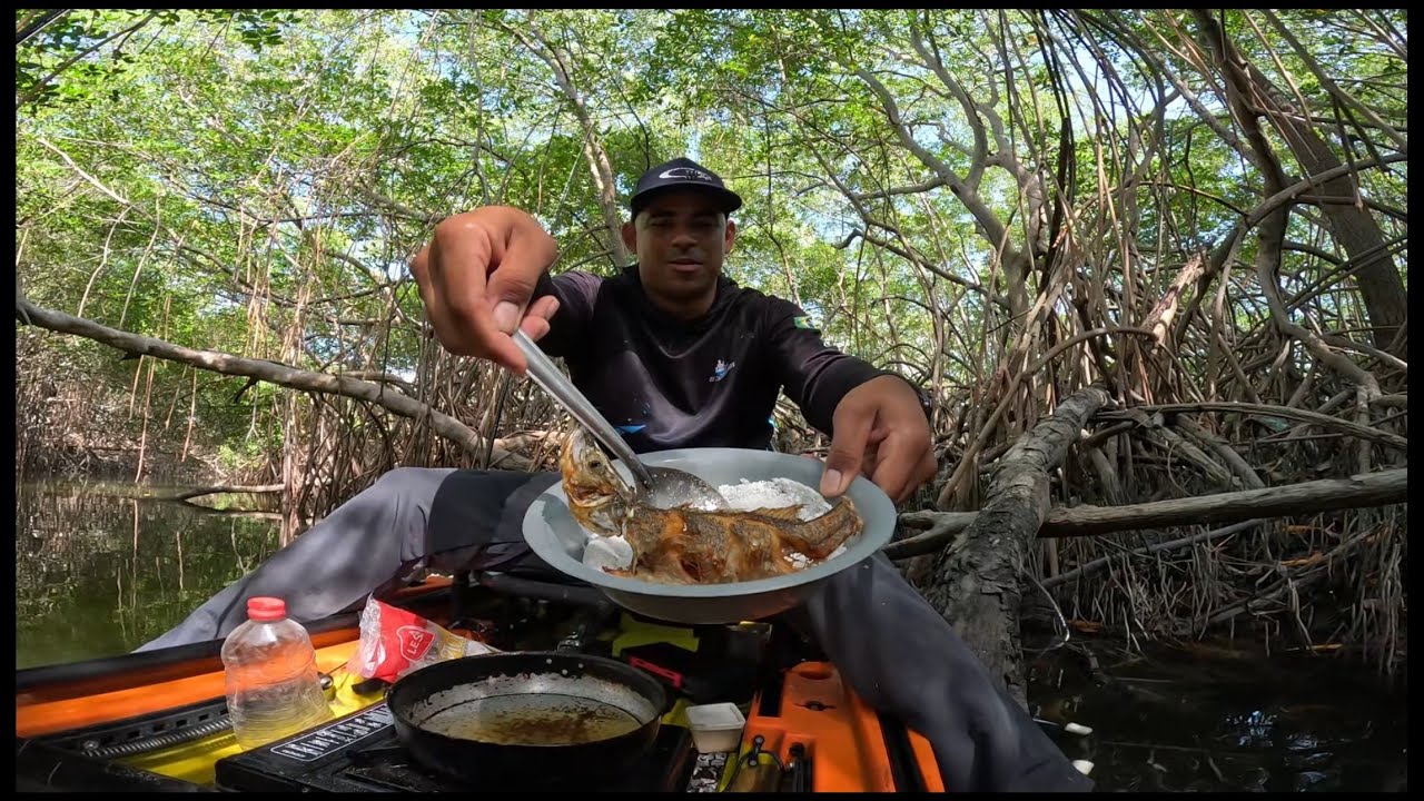 Sozinho no meio da agua,e com uma ideia maluca que poderia ter dado muito errado.🔥pescaria de robalo