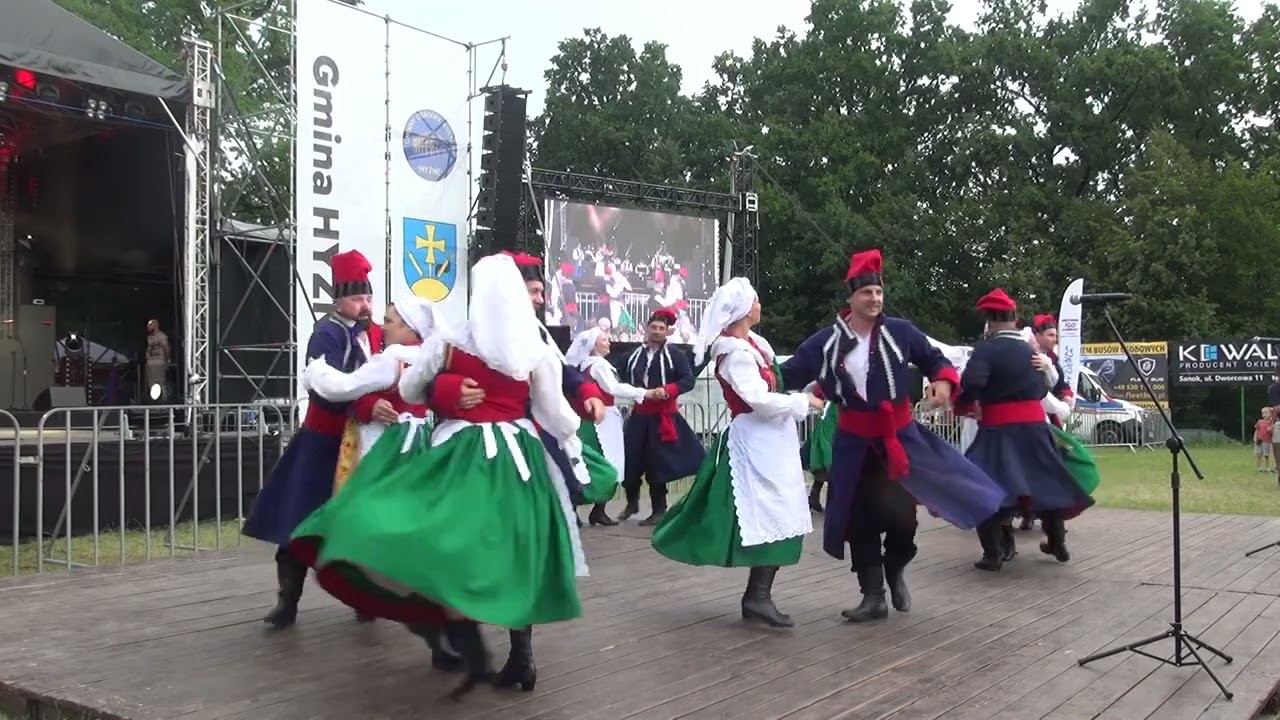 Zespół Pieśni i Tańca Hyżniacy z Kapelą podczas V Dni Gminy Hyżne
