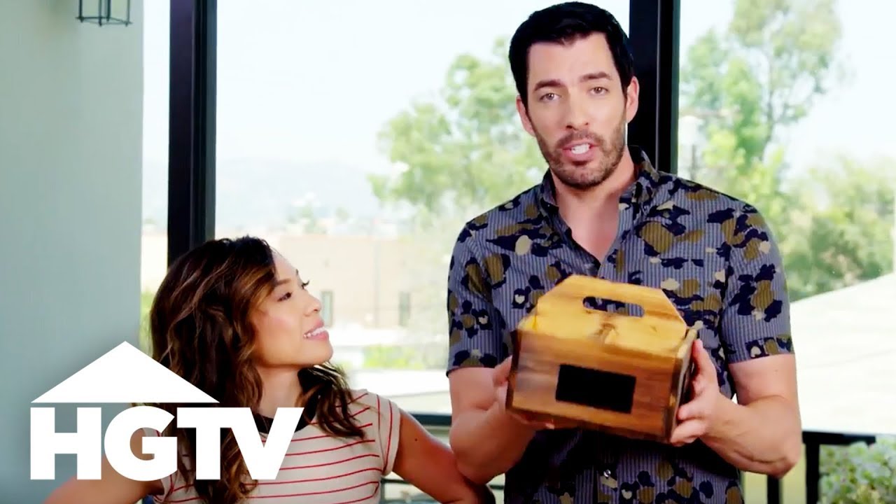 Drew Scott's DIY Style Caddy | HGTV