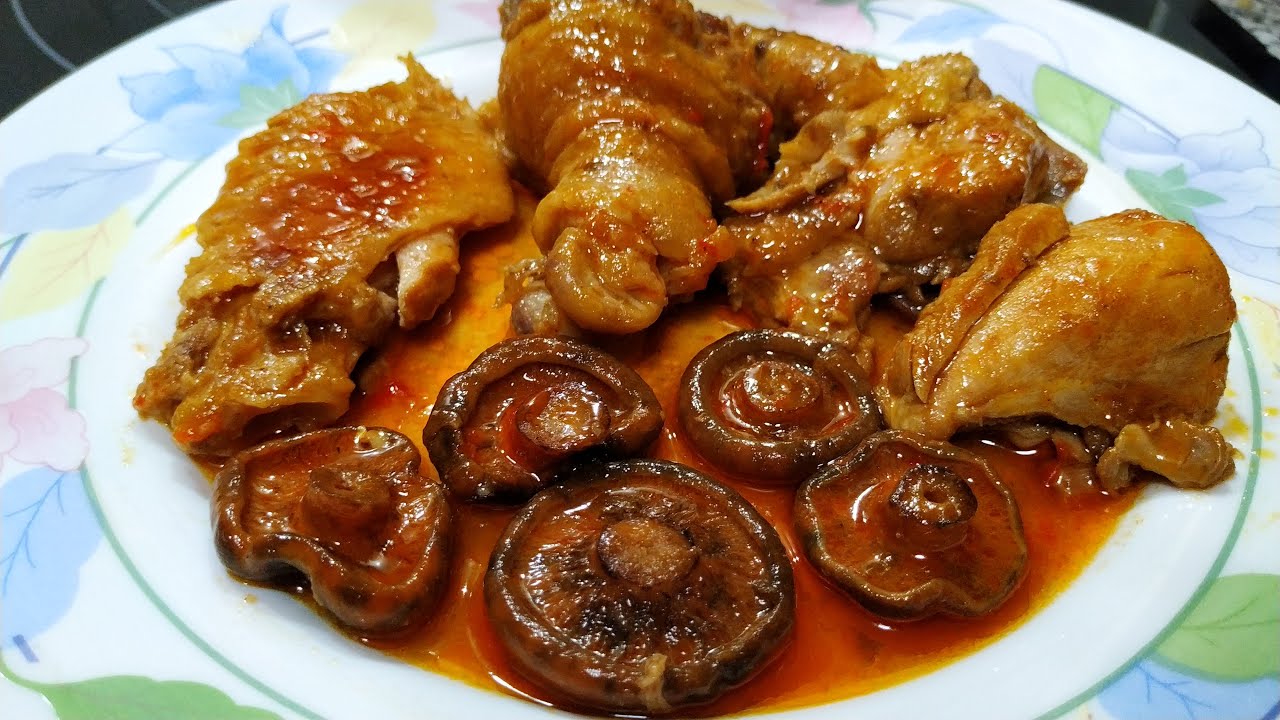 POLLO DE CORRAL CON NISCALOS