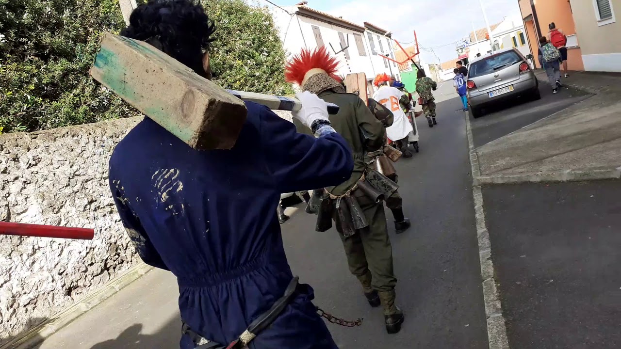 Mascarado  em  rabo  de peixe  2020 ???? Grande  máfia