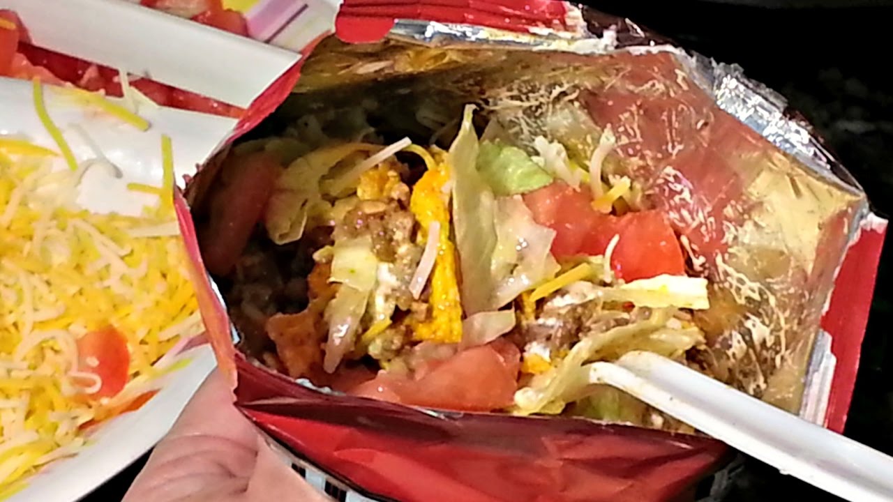 How To Make A WALKING TACO - Taco Party!