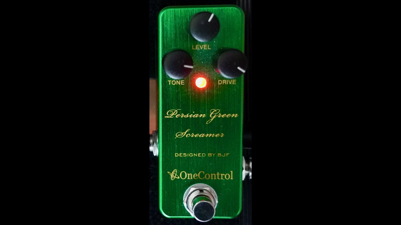 One control Persian green screamer