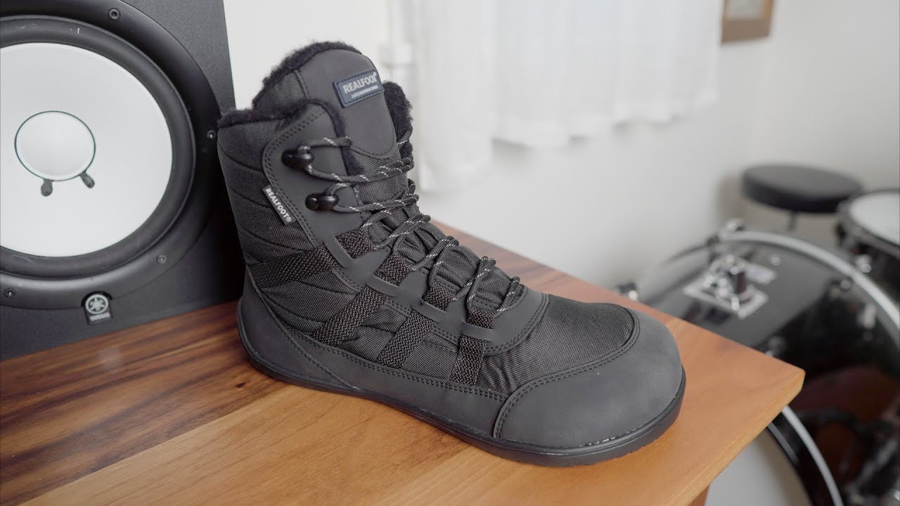 HIGHLANDER / extra-wide winter barefoot boots by realfoot