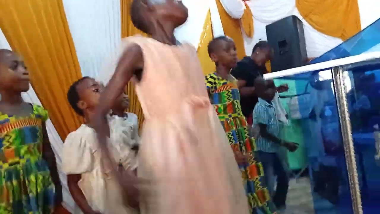 Sunday School dancers 