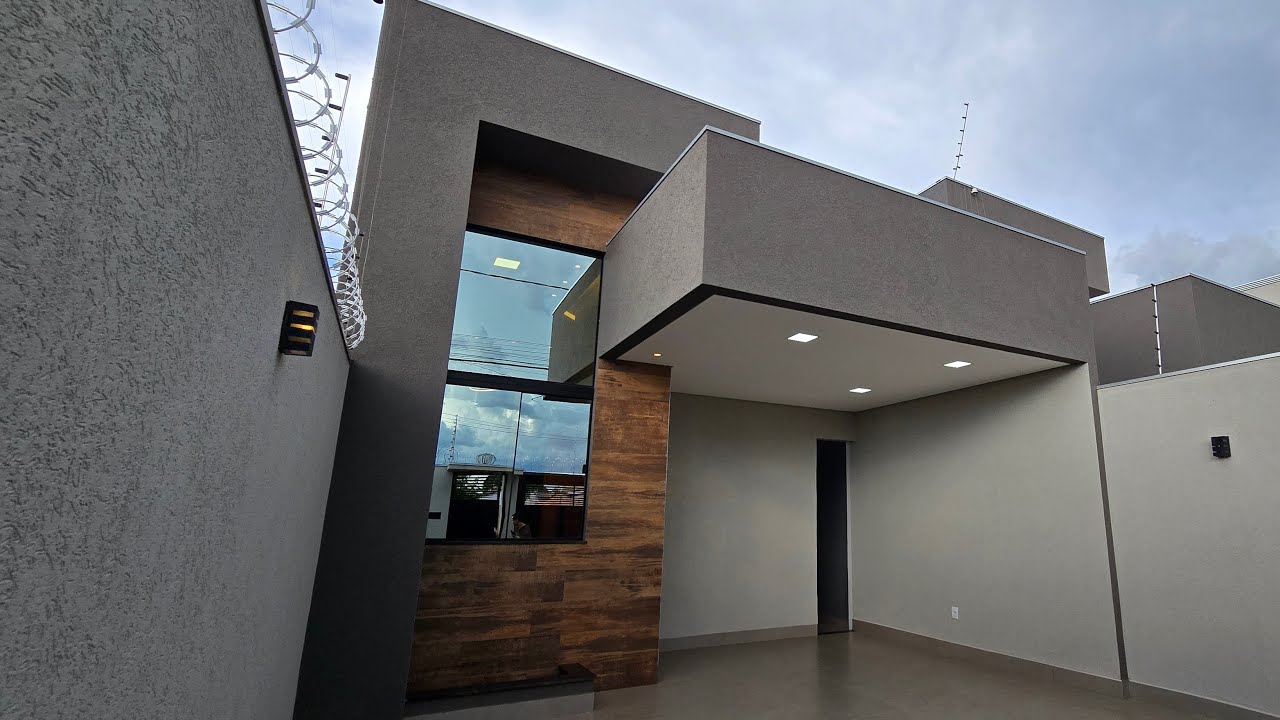 R$ 495.000 CASA DE 3 QUARTOS SENDO UMA SU&Iacute;TE BEL&Iacute;SSIMA NO JOCKEY CLUBE Em Campo Grande MS Brasil
