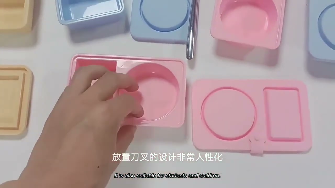 Silicone Reusable Snack Containers with Lids