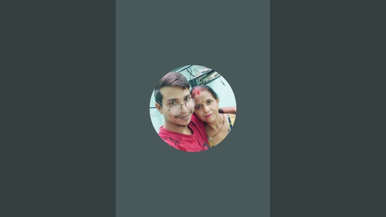 आलू मटर थोड़ी पकी होनी चाहिए तभी निमोना अच्छा बनता है और चावल रोटी मस्त खाना बना रहे