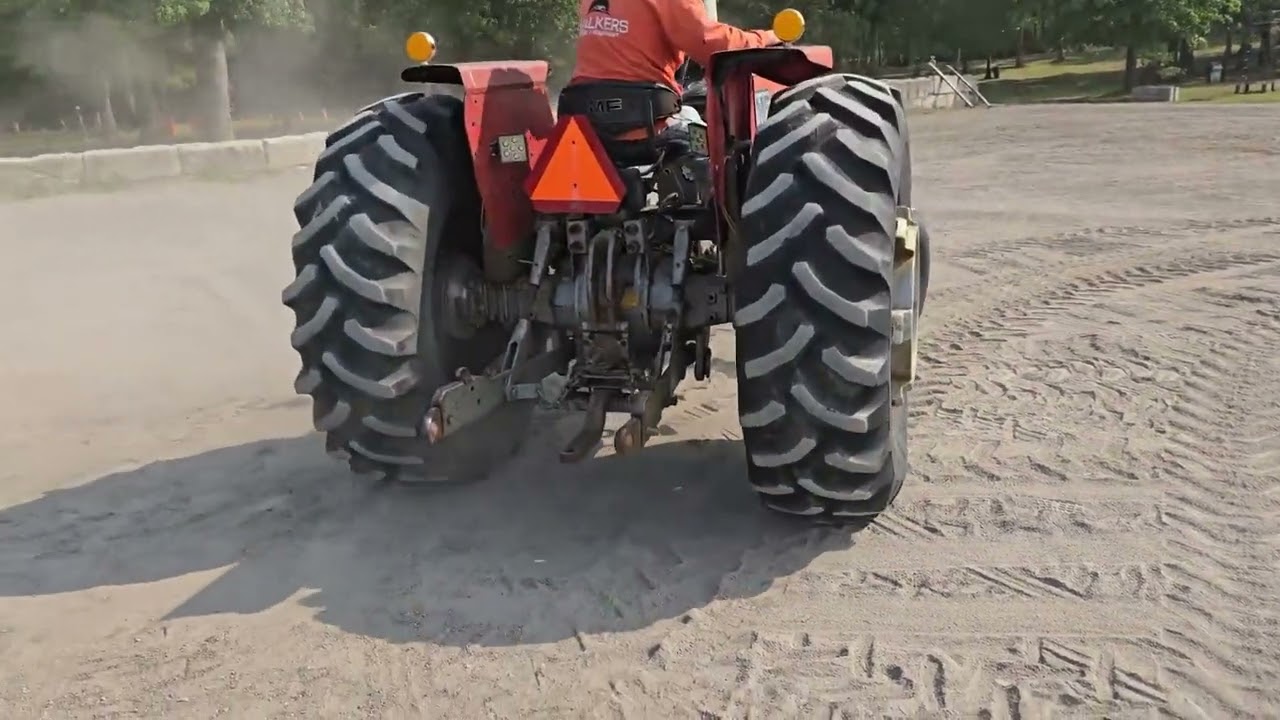 1982 MASSEY FERGUSON 285 For Sale