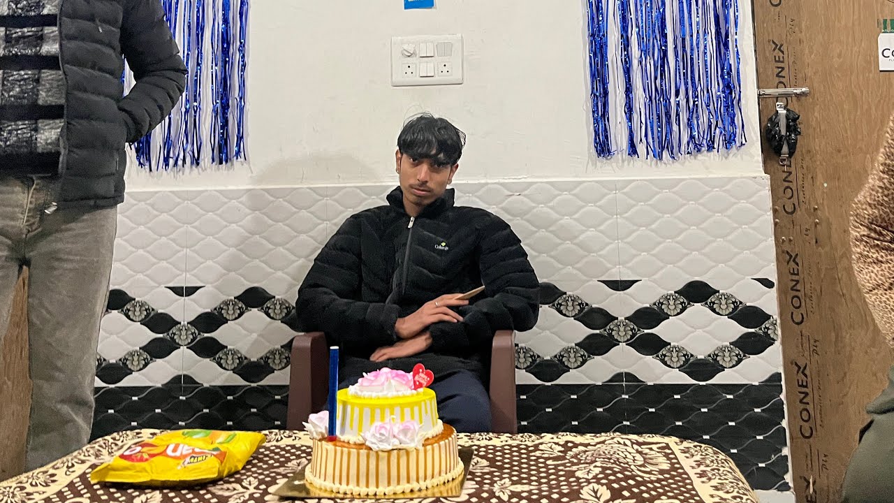 Ajj mama ke ladke ka hai birthday  🎁￼