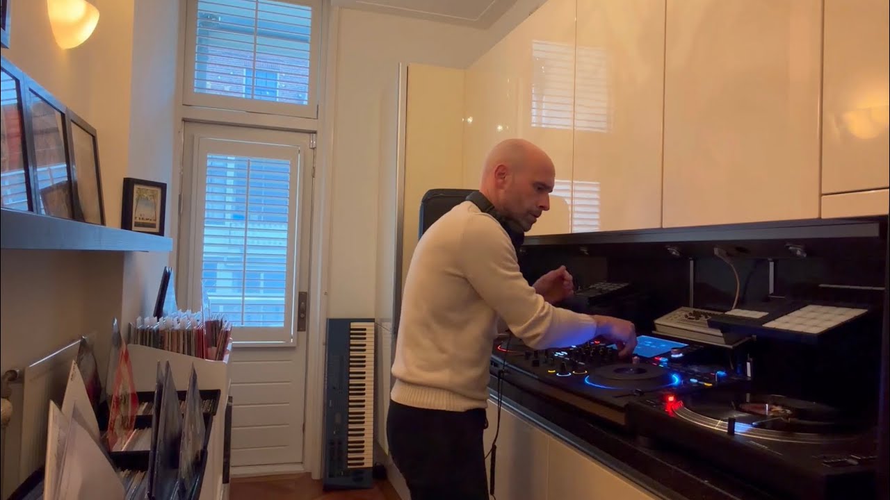 Blabla Burt’s Birthday Mix