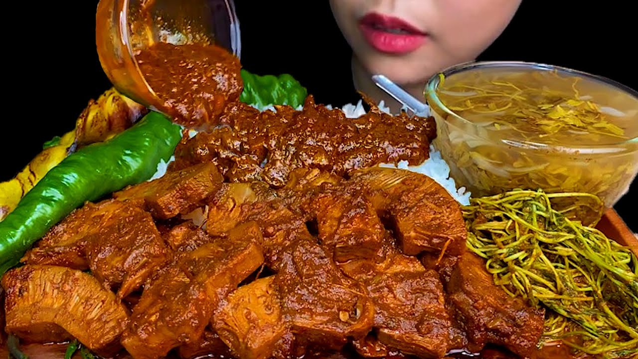 EATING||JACKFRUIT MASALAR CURRY, TAMARIND LEAVES SAUCE, BEAN SPROUTS MALA TASTE