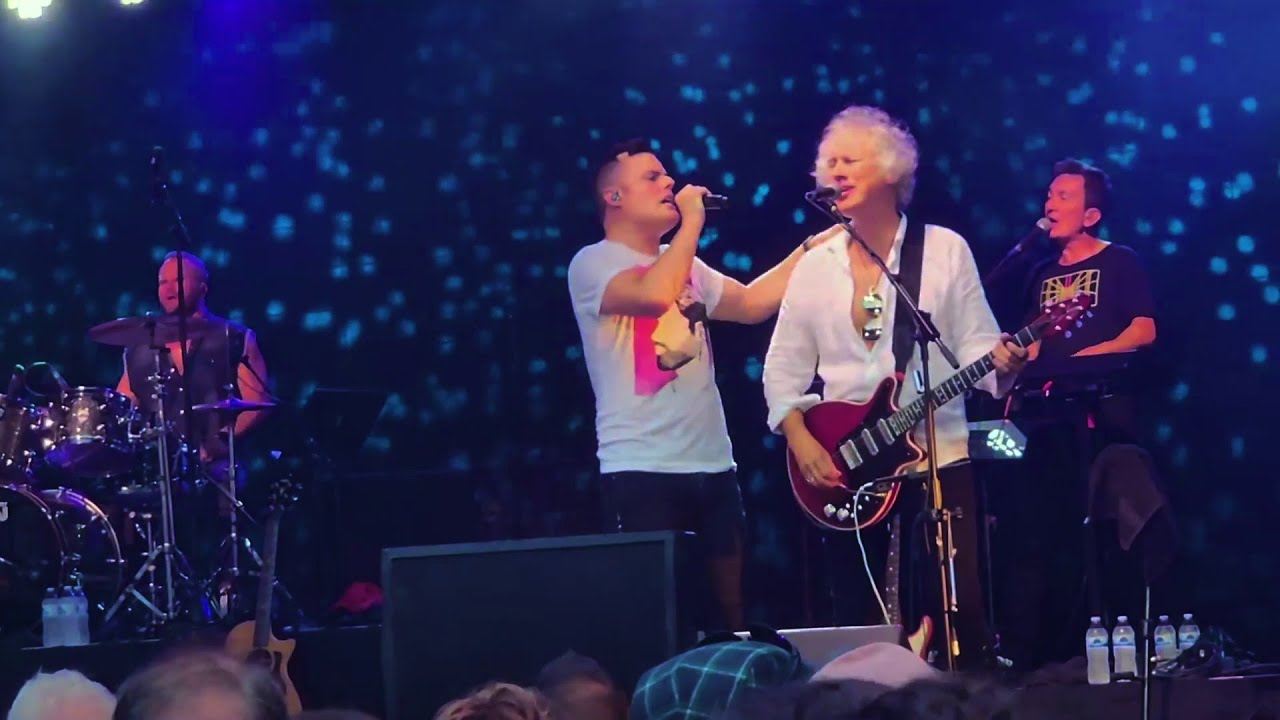 Marc Martel & OVOQ - Under Pressure - Live at 