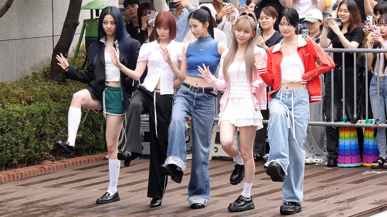 르세라핌 (LE SSERAFIM) 'CRAZY 포인트' 뮤직뱅크 출근길｜MUSIC BANK 240906