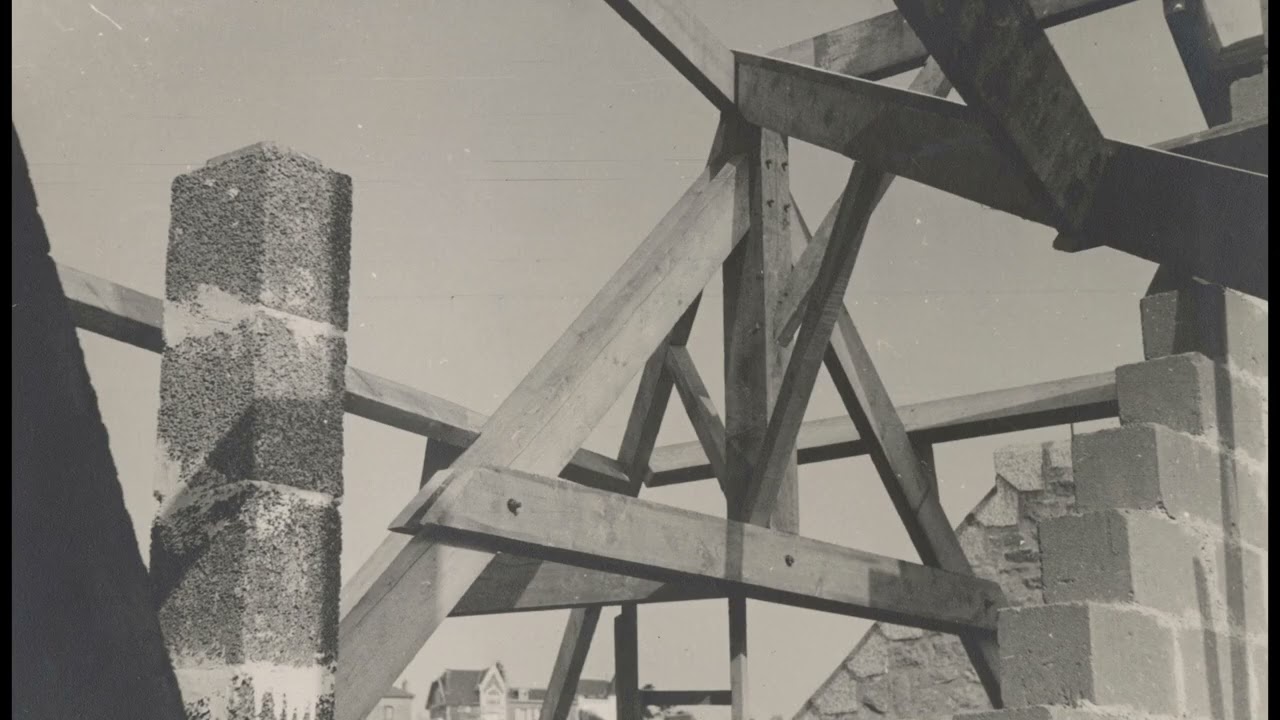 Les récits du cours Jonville - Construction de la mairie de Granville en 1951