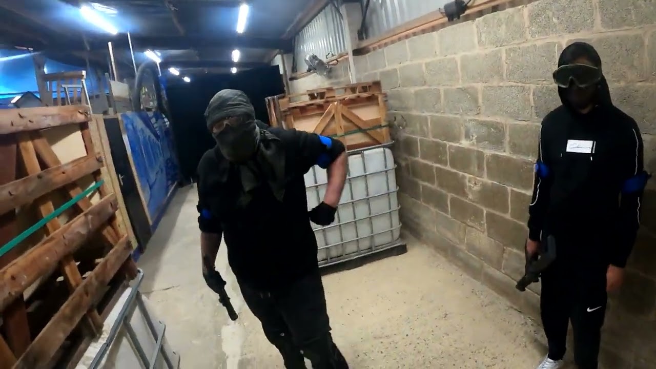 SPECIAL OPS AIRSOFT - Carlos SERRIOUSLY! ile take a run at it while Ryan does punch-ups