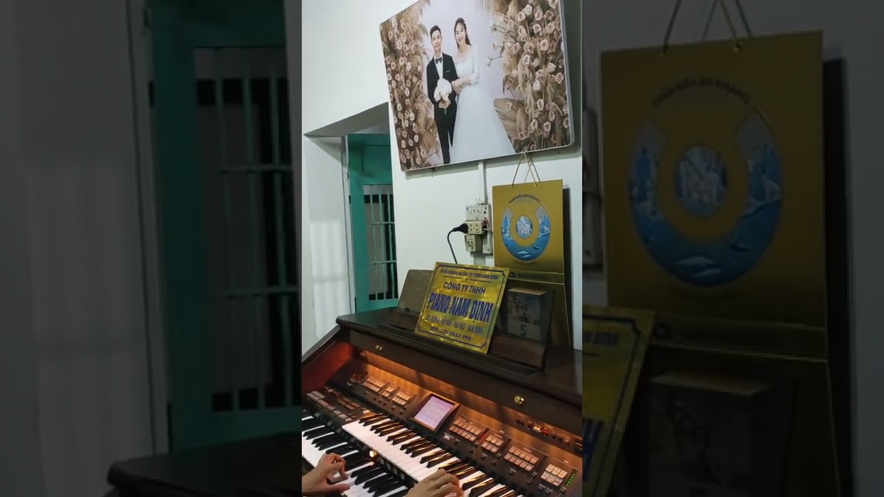 Electone Roland At80s cao cấp rẻ hơn thị trường v&agrave;i triệu(3)