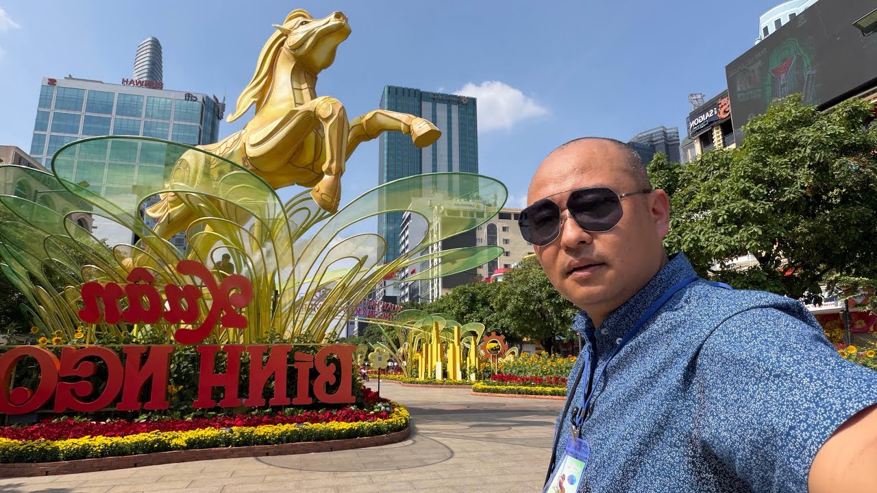 Đường Hoa Nguyễn Huệ có gì? #xuantrungpham #minhlamcompany 