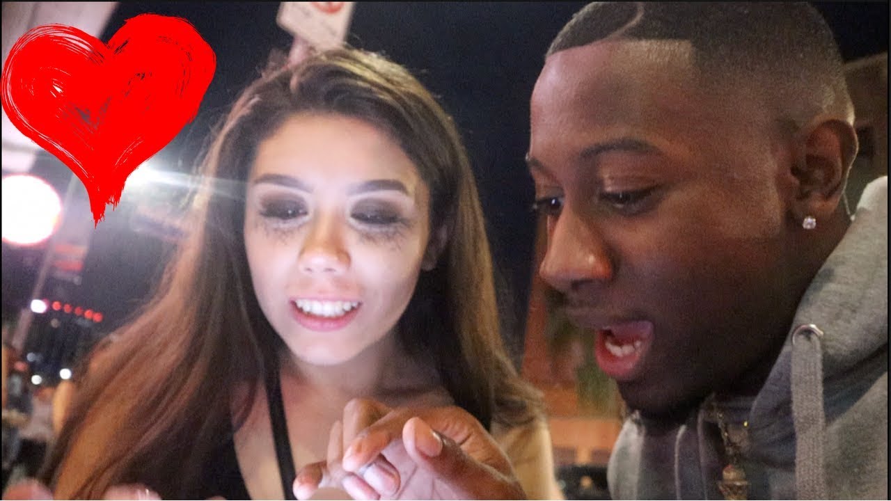 ПРОШУ СЛУЧАЙНЫХ ДЕВУШЕК ОЦЕНИТЬ МЕНЯ ПО ШКАЛЕ 1-10 | TyTheGuy