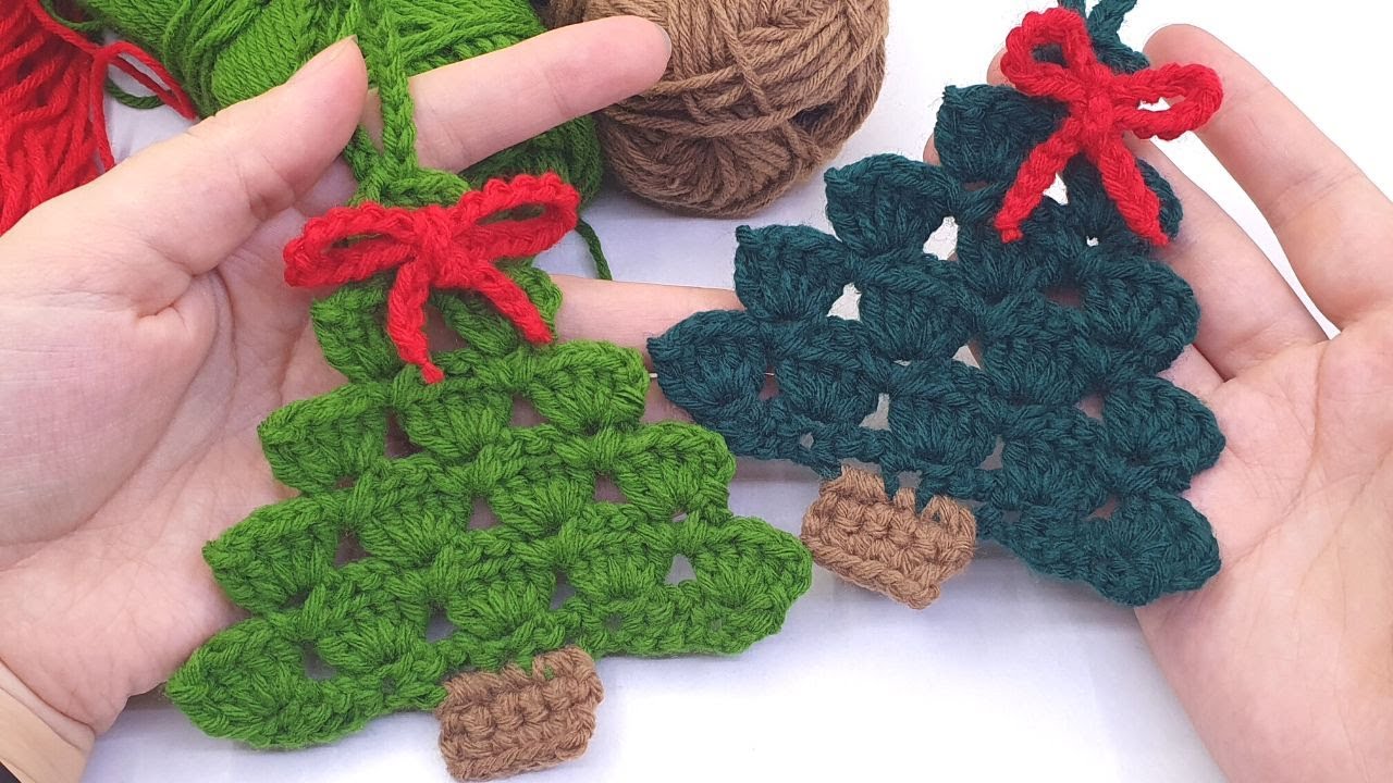 Crochet Christmas Tree || Christmas Decorations || Holiday Ornaments || Winter crochet tutorial