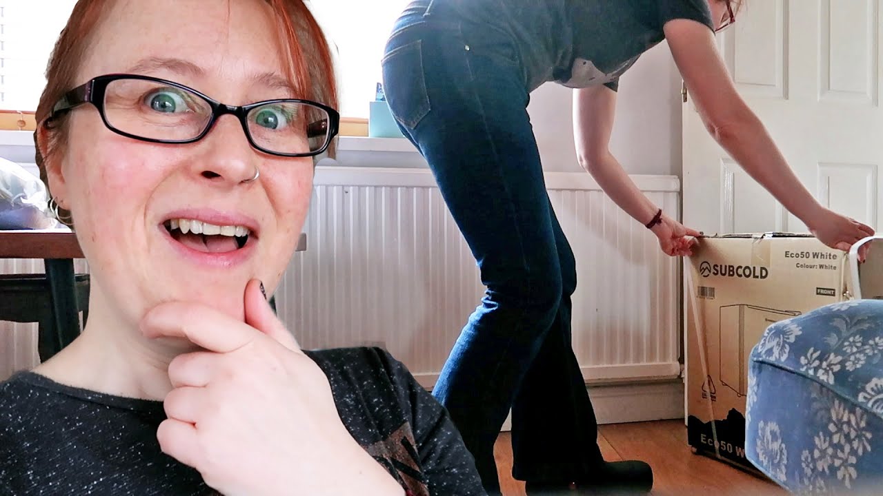 A NEW FRIDGE came & an update on the HOLIDAY situation: DAILY VLOGS UK