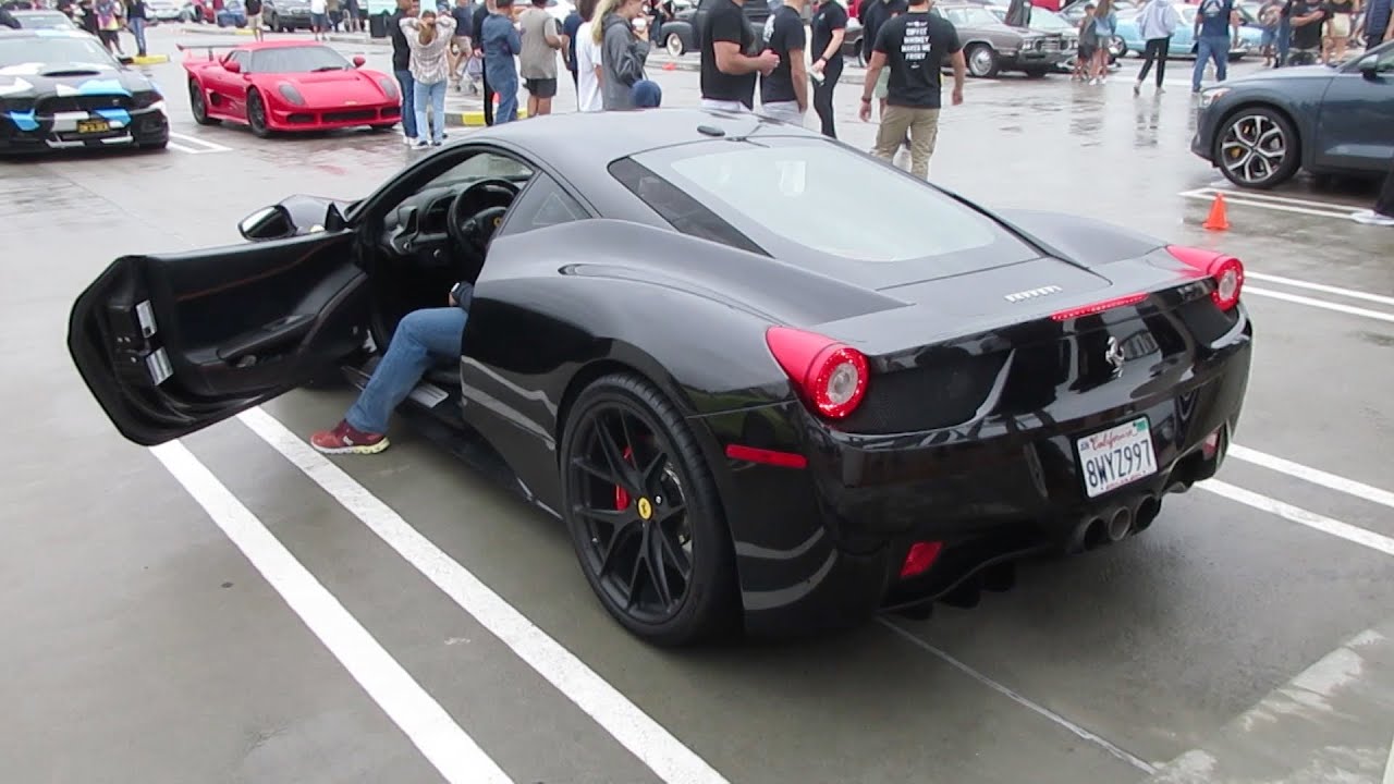 Black 2015 Ferrari 458 Italia (w/ startup)