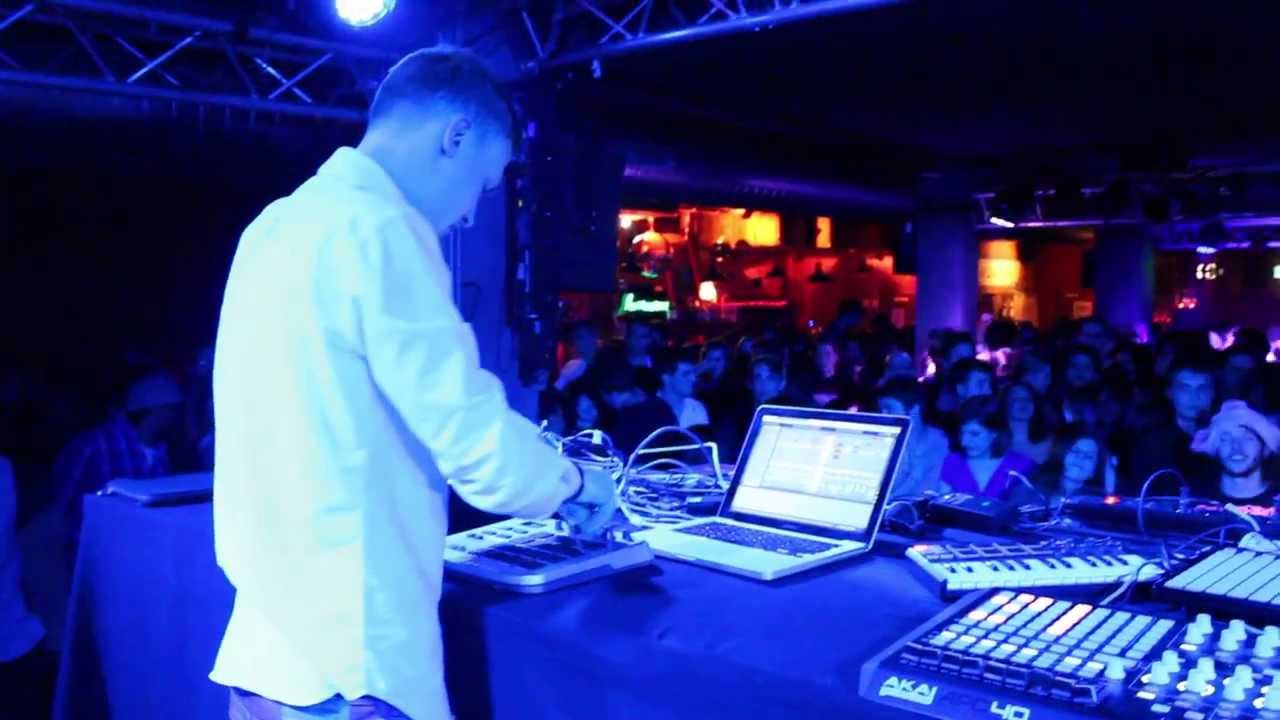 Lapalux (live at La Bellevilloise, Paris 2013)