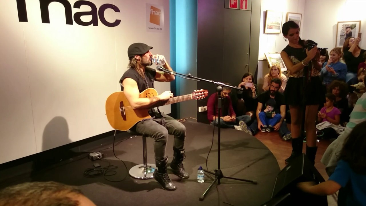 MIGUEL CAMPELLO EN FNAC SEVILLA. PRESENTACIÓN DE AGUA, PAN, AMOR Y VINO. 3/11/2016