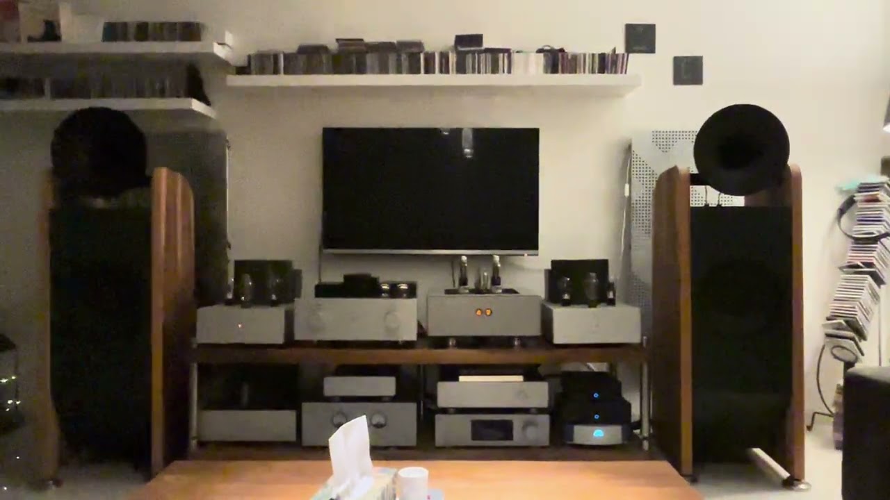 Tobian Soundsystems FH12Sig, MA50, SC12R, LampizatOr Horizon 360, LDMS