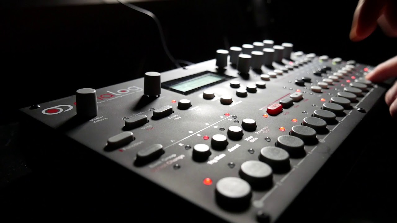 DL - Analog Four only minimal techno live set 2018 #03