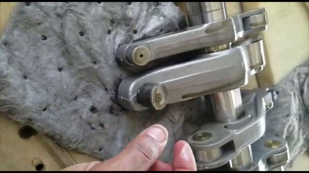 How to change injectors on a C15 CAT Engine