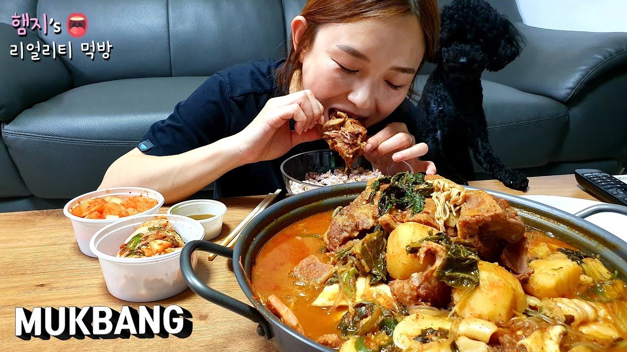 리얼먹방:) 우거지 듬~뿍 감자탕 먹방!! 이열치열 이판사판 ㅣPork Back-bone StewㅣカムジャタンㅣMUKBANGㅣEATING SHOW