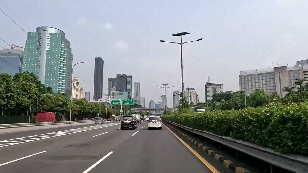 From Bendungan Hilir To Smanggi Via Jl. Pejompongan Raya, Jl Gatot Subroto, Gate Toll Pejompongan.