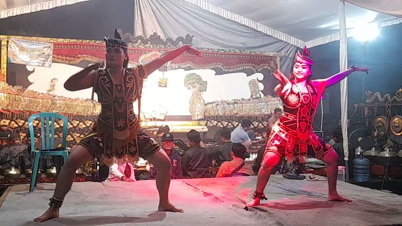 Seni: Tayub;.... Tari Remo gaya busana Pria;.... Campursari Adi  Laras