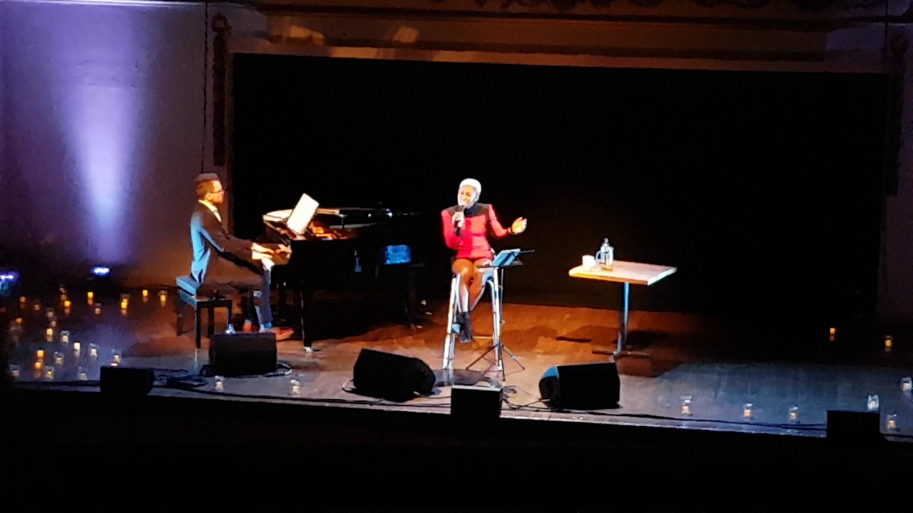 Cynthia Erivo singing Let It Go