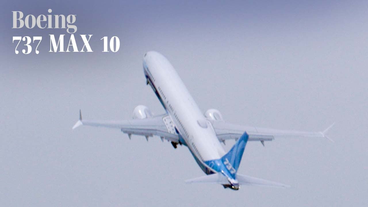 Boeing's 737 MAX 10 Flying Display at the Farnborough Airshow 2022 – AIN